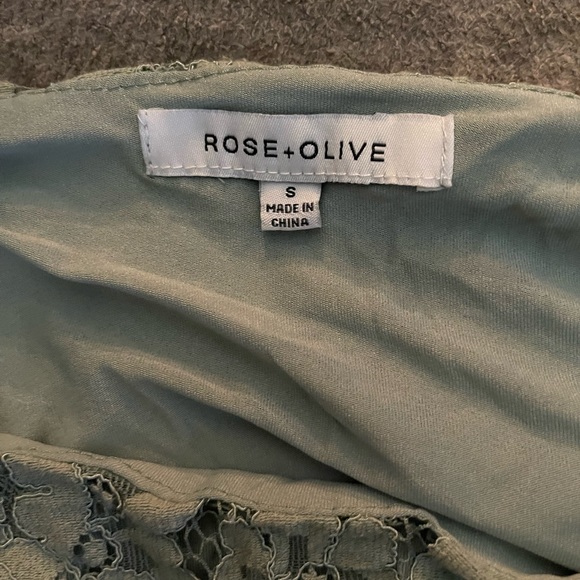 Beautiful lace green blouse - Picture 2 of 2